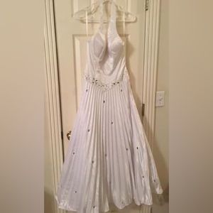 White dress size 2